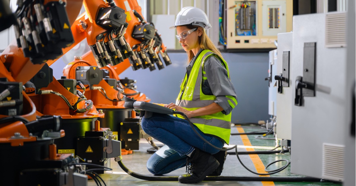 female-engineer-worker-working-with-robotic-machine-automation.jpg_s=1024x1024&w=is&k=20&c=3v6NfT-hh61mbkMw4N6Nj2itSwjhvxjUrs2h__b8dGo= (1)